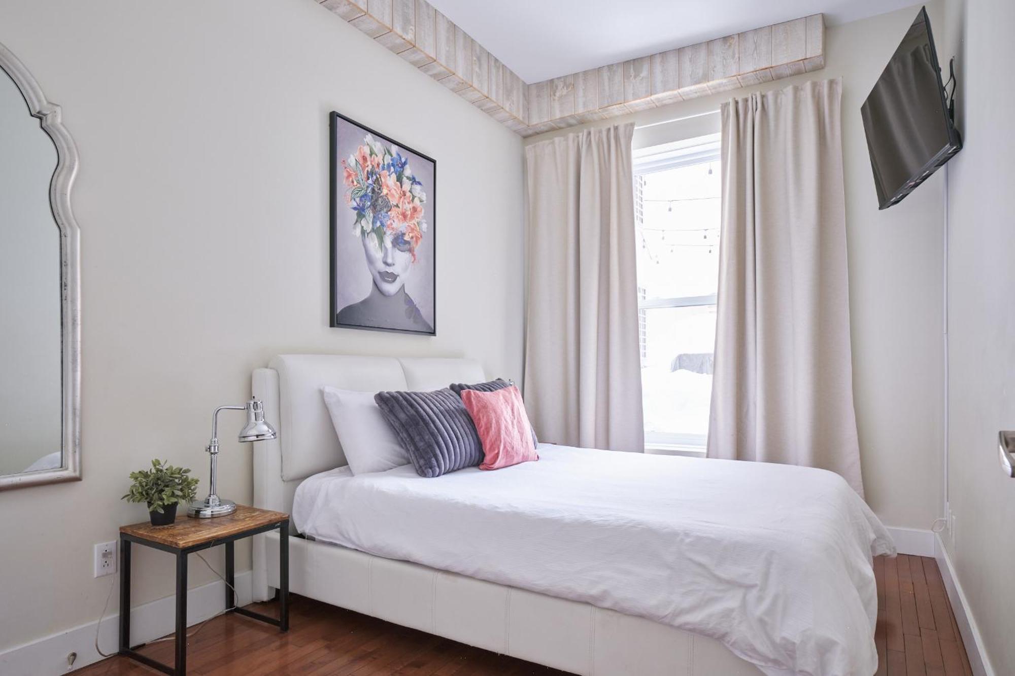Mtlvacationrentals - The Fabfour Монреал Екстериор снимка